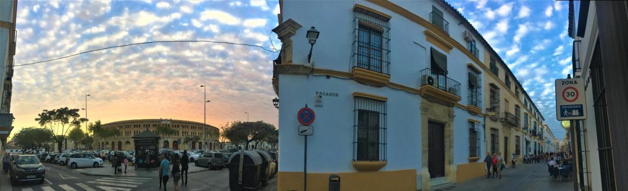 Baobab Hostal El Puerto de Santa Maria Bagian luar foto