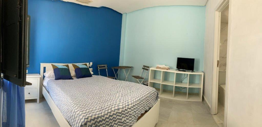 Baobab Hostal El Puerto de Santa Maria Bagian luar foto