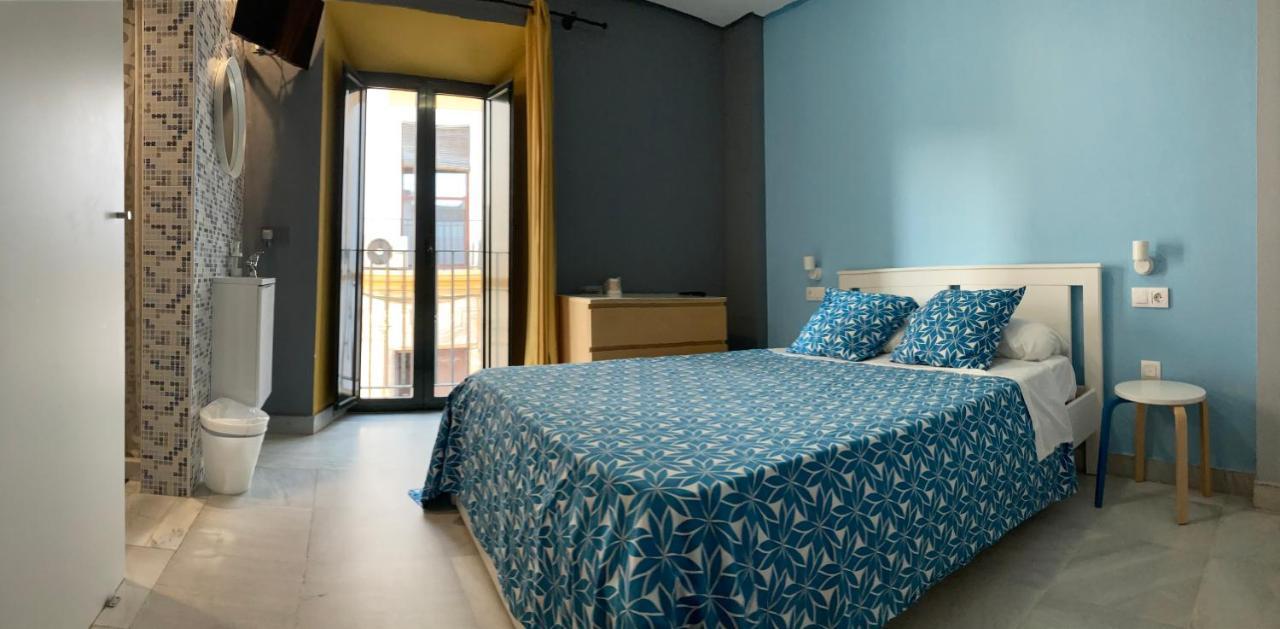 Baobab Hostal El Puerto de Santa Maria Bagian luar foto