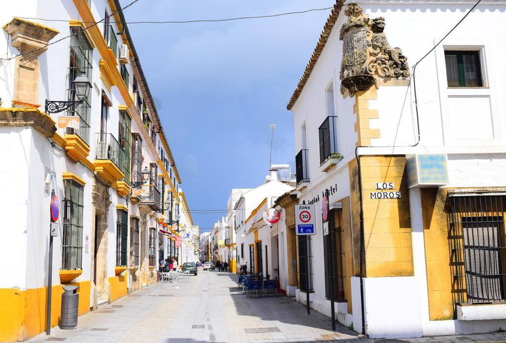 Baobab Hostal El Puerto de Santa Maria Bagian luar foto